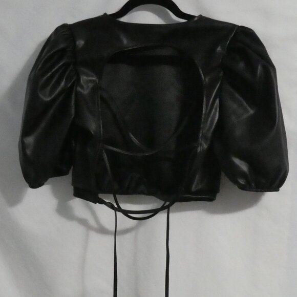 DIVIDED H&M | medium | Black Laced Detail Top | Puff Sleeve NWOT - Picture 10 of 16